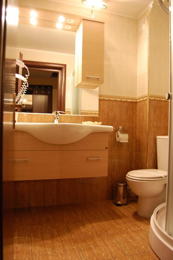 Hotel Esprit Brașov Zimmer foto